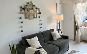 Spacieux Studio A Golfe Juan 2 Minutes Des Plages